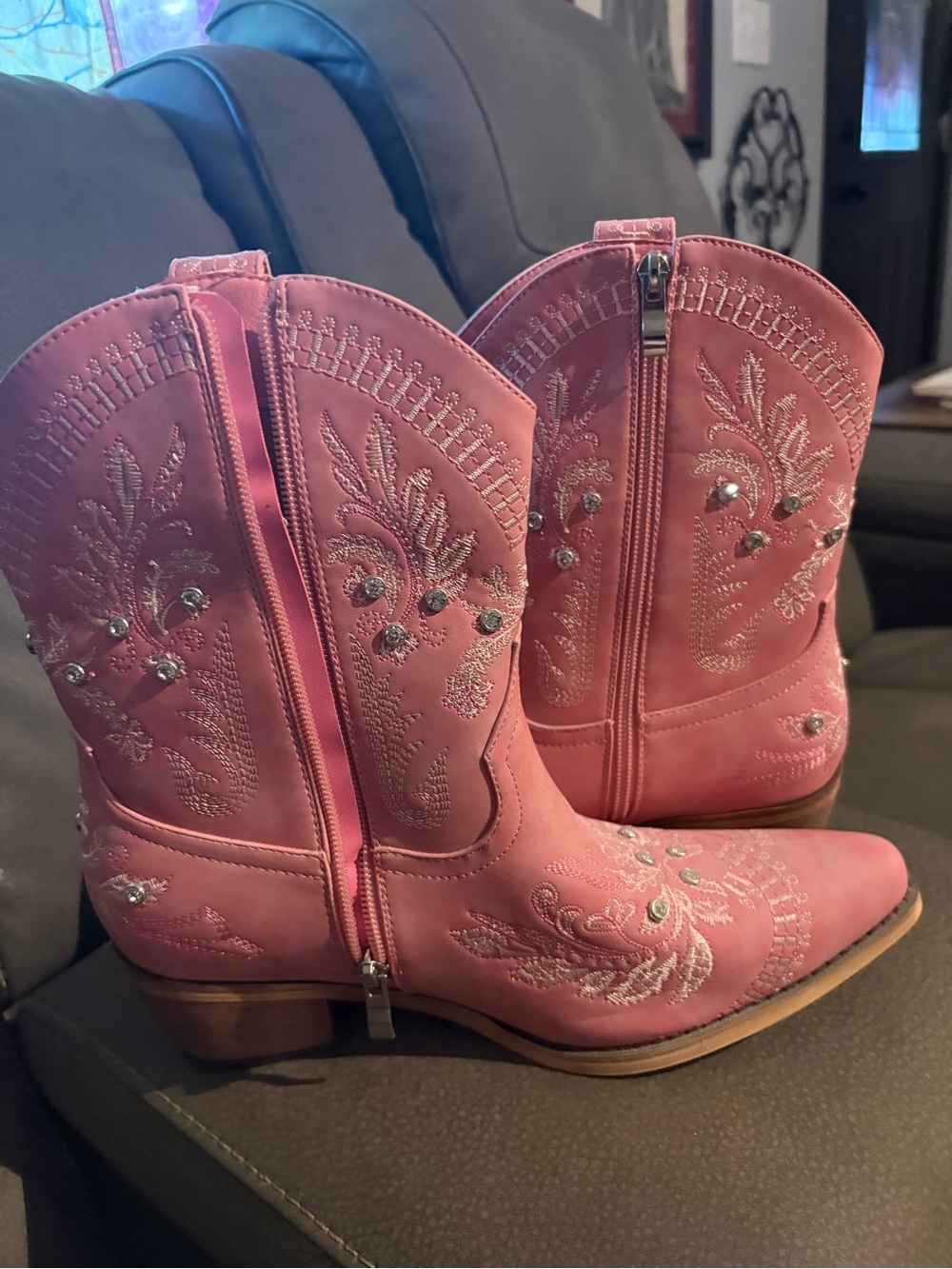 Cowboy Boots - Picture 2 of 3
